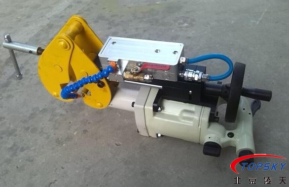 ZQG-8/1000氣動鋼軌鉆研制成功