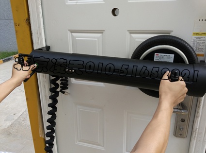 北京凌天外開式氣動(dòng)破門器通過公安部檢測認(rèn)證